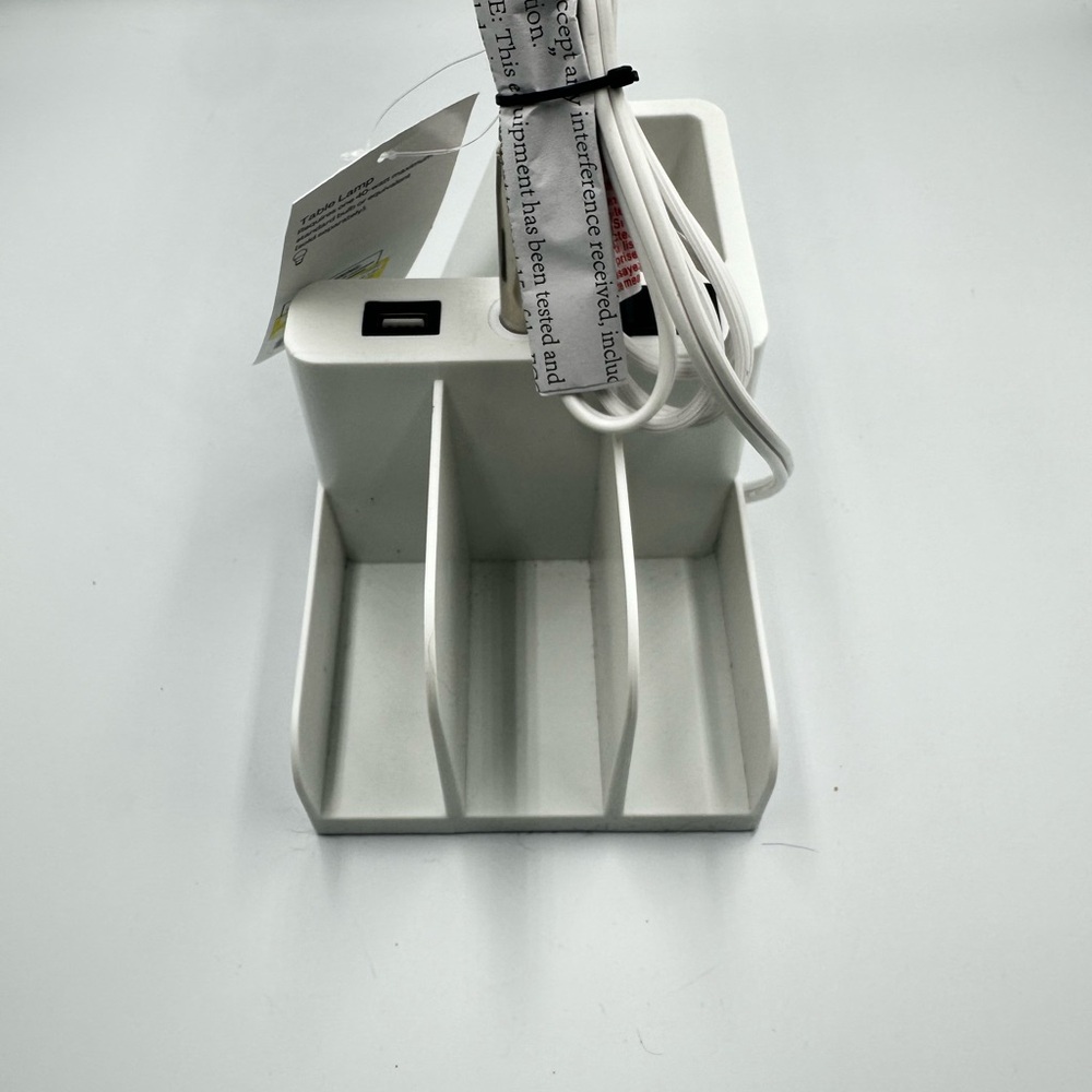 Room Essentials Organizer Task Lamp White With USB Port (Incl LED Light Bulb) - Picture 4 of 7